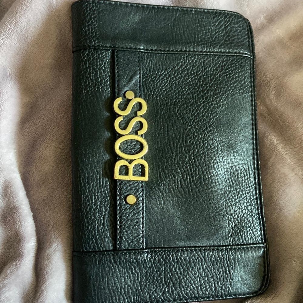 Bcbg clutch , blk , gently used